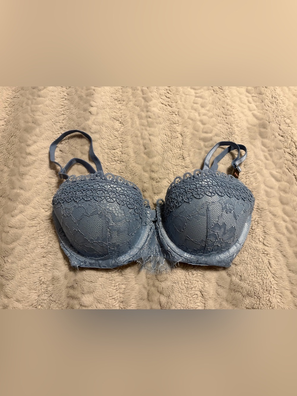 Victoria’s Secret Lace Push-Up Bra in Dusty Blue